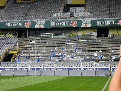 Gästeblock nach dem Spiel gegen den HSV.