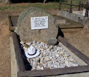 2.Copyright White Hat Melbourne Grab Jack Riley.jpg